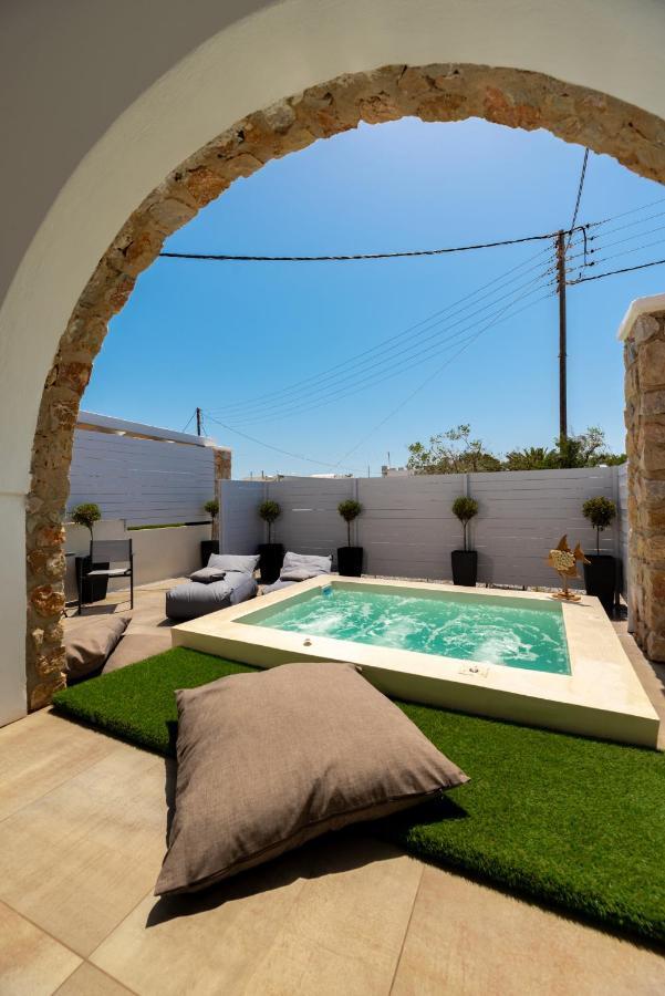Kasteli Suites Playa de Perivolos Exterior foto